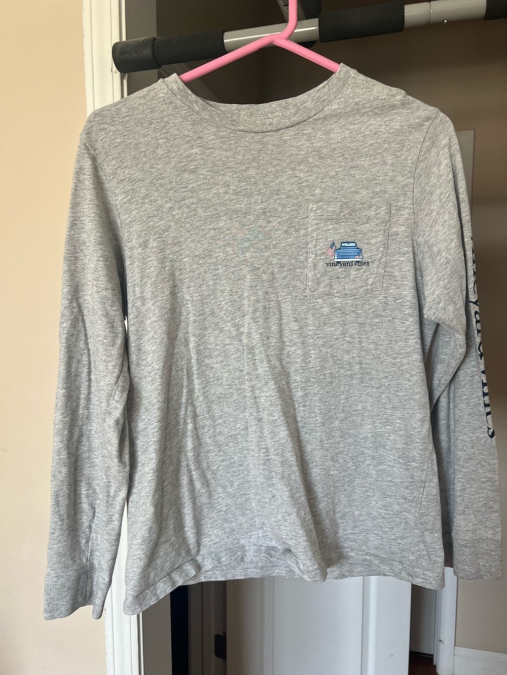 Vineyard Vines Men's Long-Sleeve Pocket Tee - Light Gray with Blue Logo